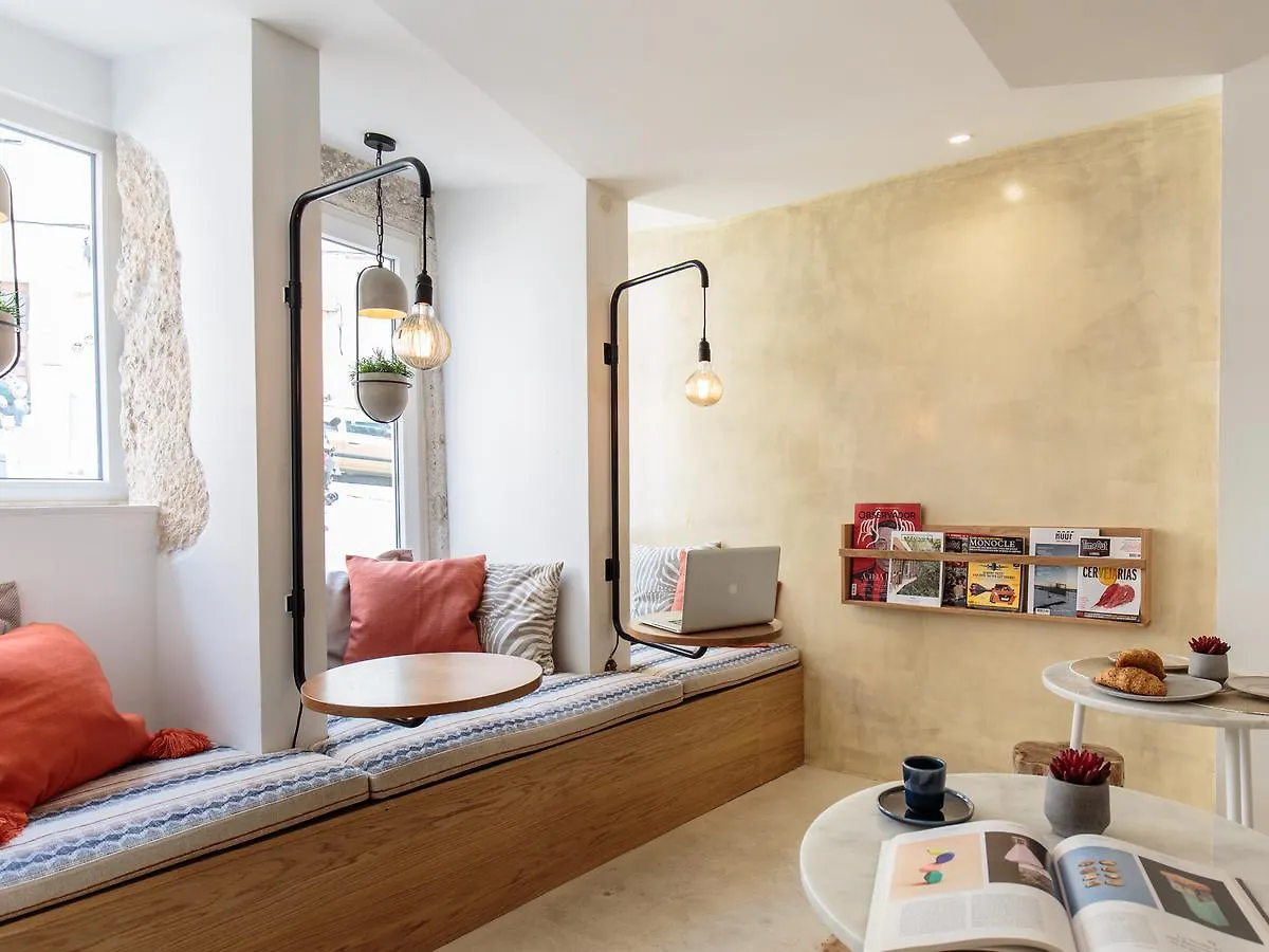 Dear Lisbon - Living House Bed & Breakfast